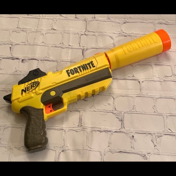 Nerf Fortnite Edition SP-L Elite Dart Blaster - Picture 2 of 11